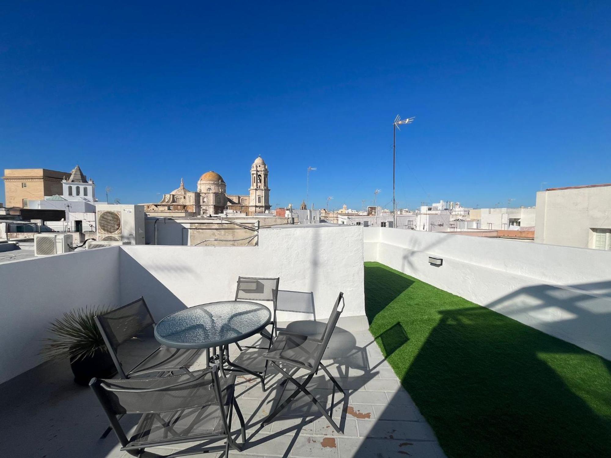 Apartamento The traveller's House El Mesón Cádiz Exterior foto