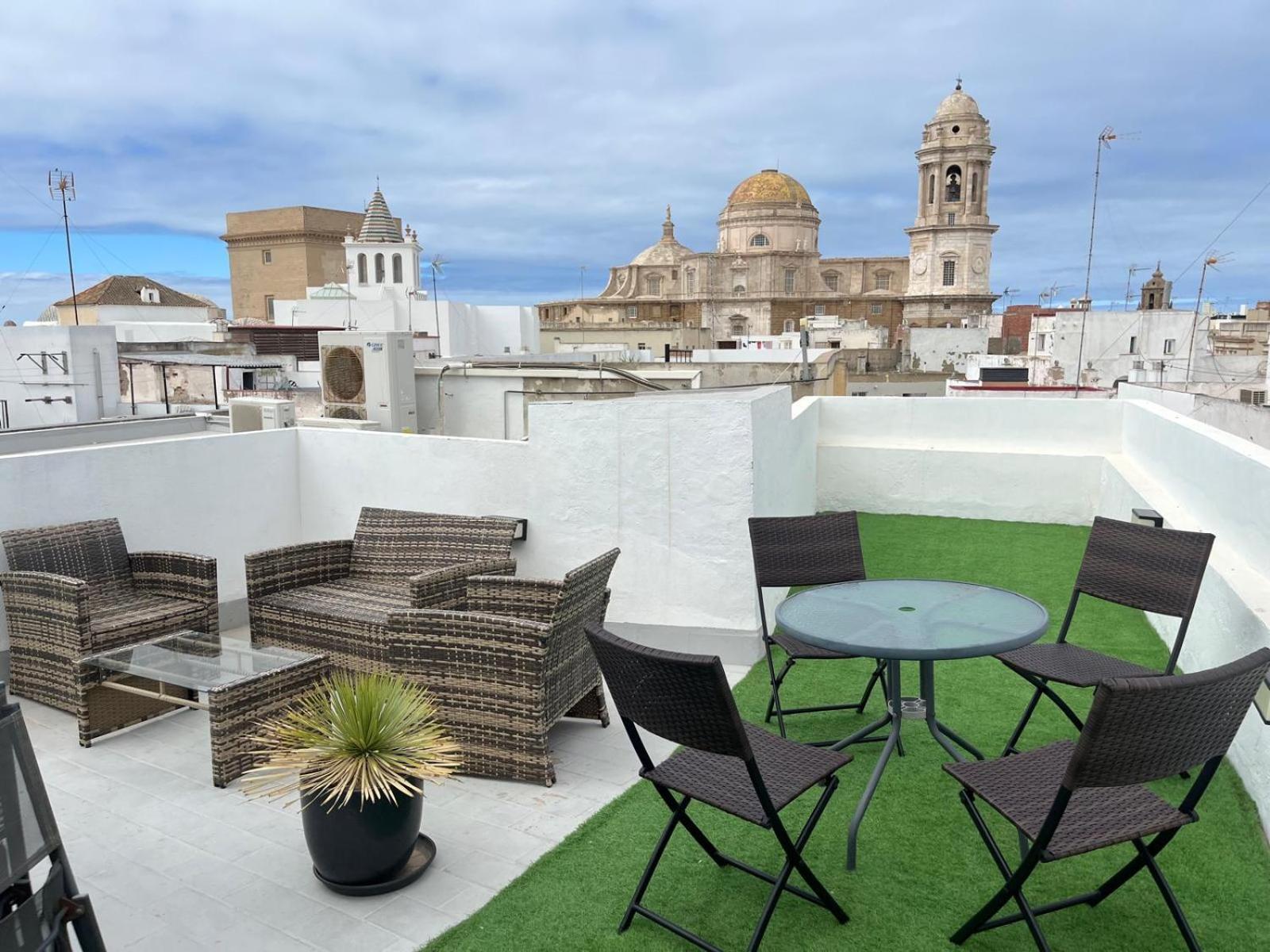 Apartamento The traveller's House El Mesón Cádiz Exterior foto